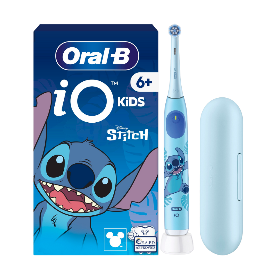 Oral-B iO Stitch szczoteczka magnetyczna z etui
