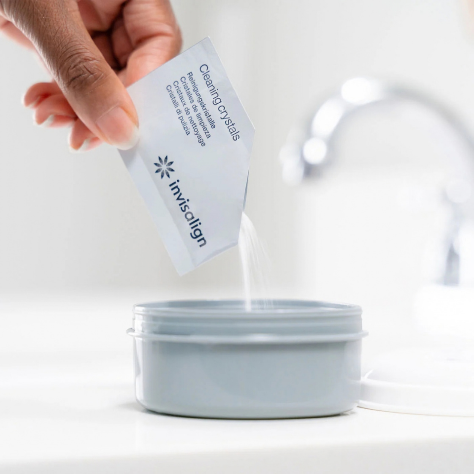 invisalign-cleaning-system-zestaw-4 Invisalign Cleaning System – zestaw